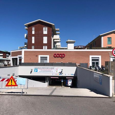 Kasia Porta Sul Mare Di Livorno Free Parking Εξωτερικό φωτογραφία