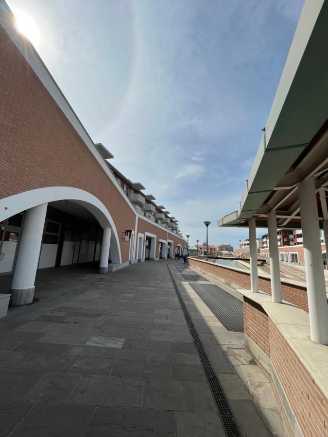 Kasia Porta Sul Mare Di Livorno Free Parking Εξωτερικό φωτογραφία